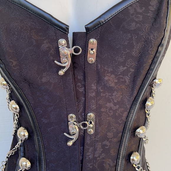 ❗️SOLD❗️EUC- STEAMPUNK SILVER CHAIN & CLASP W/ ORIENTAL DRAGON & FLORAL DESIGN - Picture 11 of 11